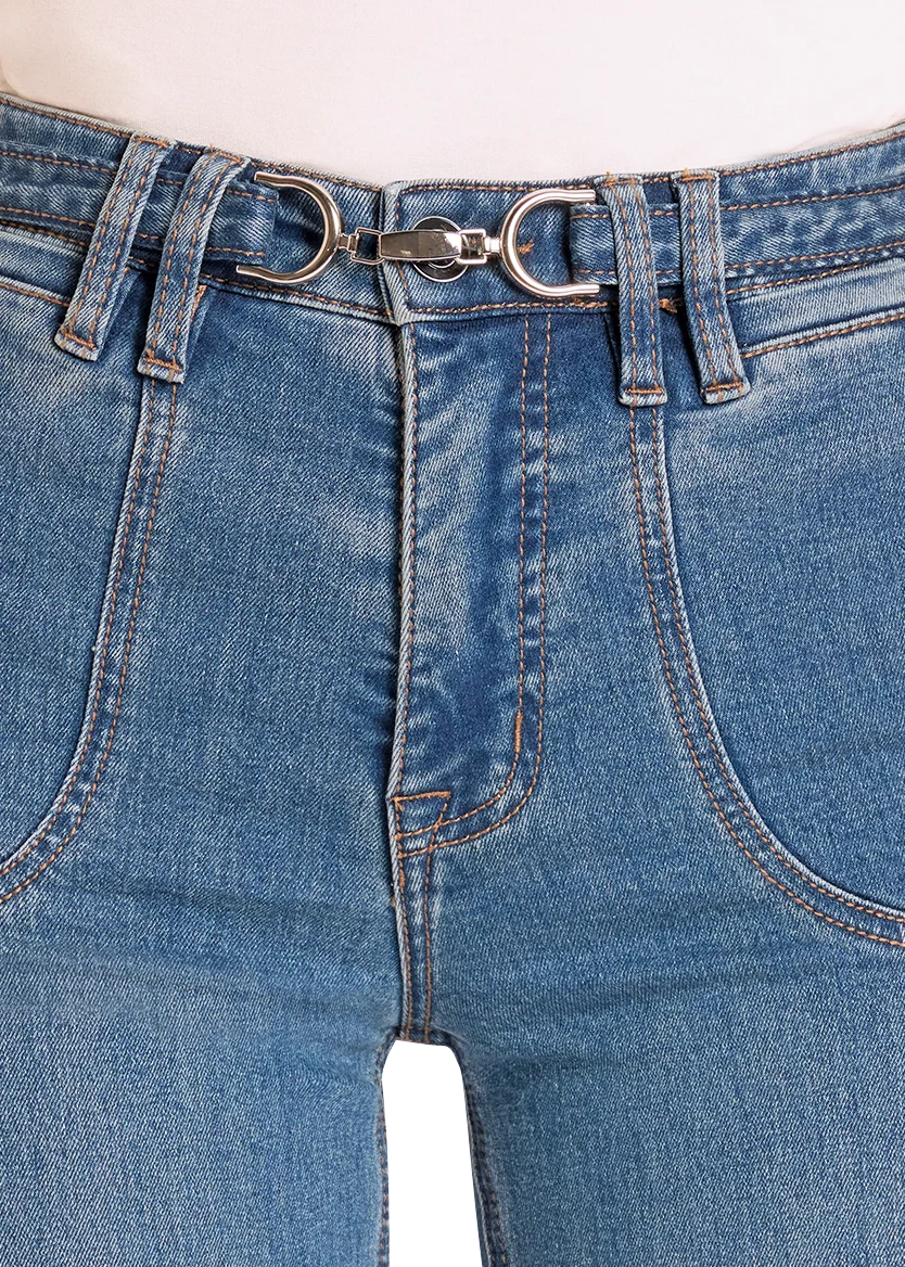 High Rise Horse Bit Clasp Wide Leg Jeans - Image 4